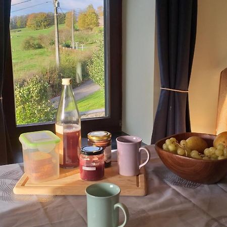 Gite L'Ecole De Ma Mere Villa Bertogne Екстериор снимка