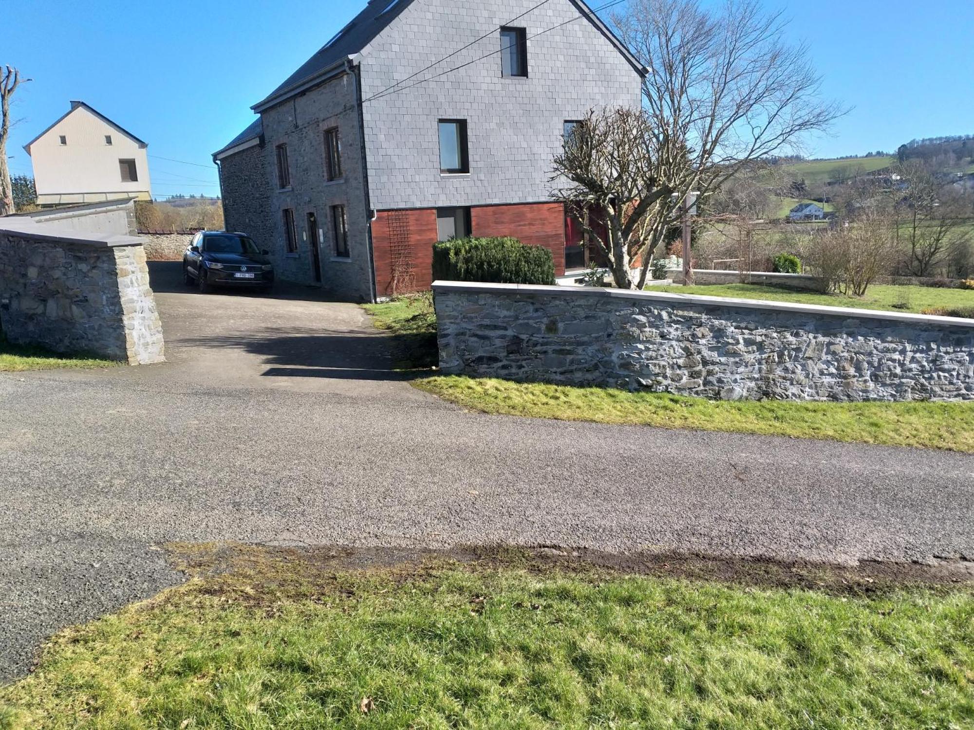 Gite L'Ecole De Ma Mere Villa Bertogne Екстериор снимка