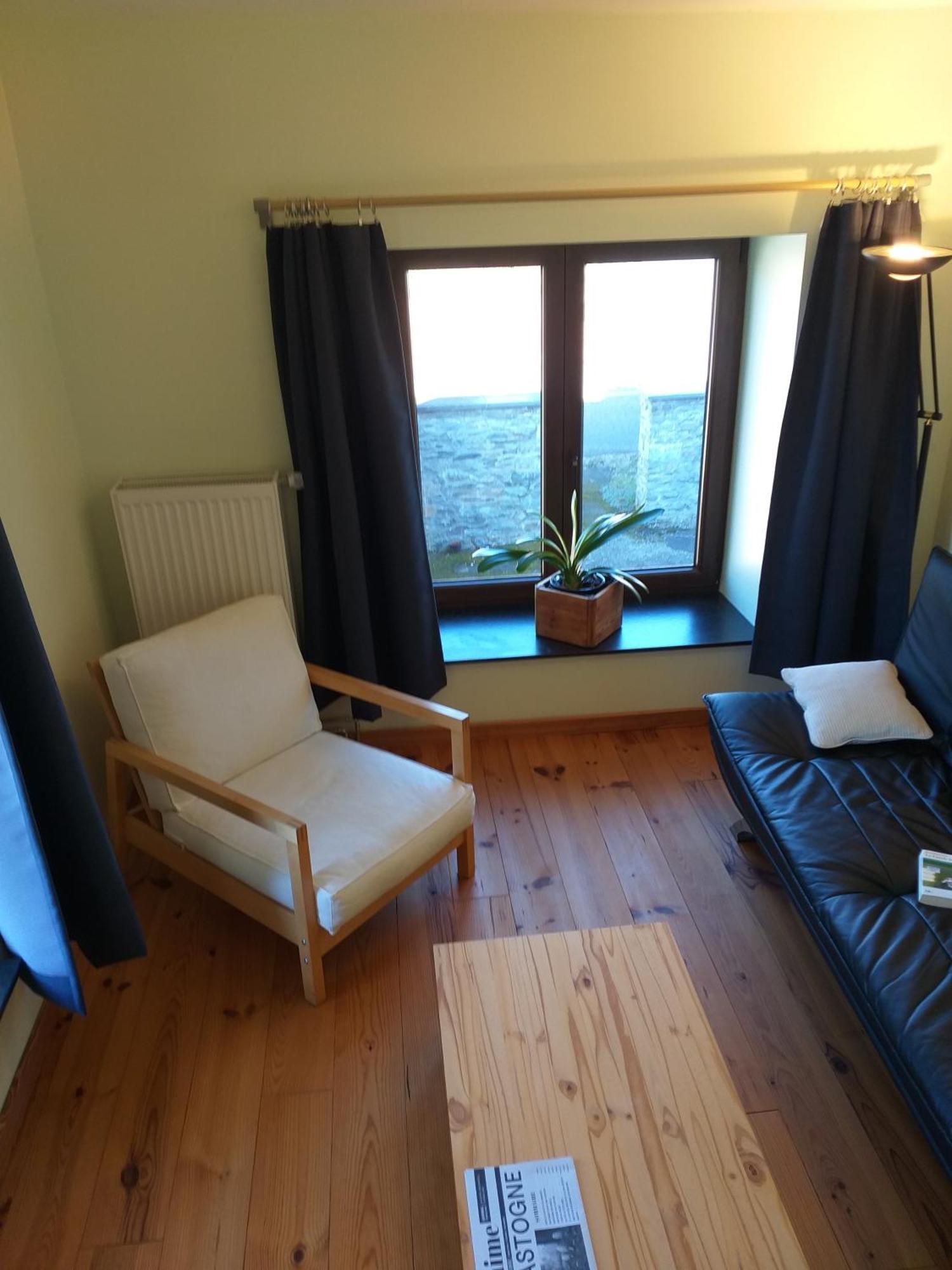 Gite L'Ecole De Ma Mere Villa Bertogne Екстериор снимка